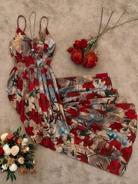 Women's Elegant Floral evening Dress - Formal Party, Wedding, Gala - Sleeveless A-Line Gown with Spaghetti Strap - Red Roses on Beige - Machine Washable Formal Attire, Wedding Guest Attire, Decorative Floral Print